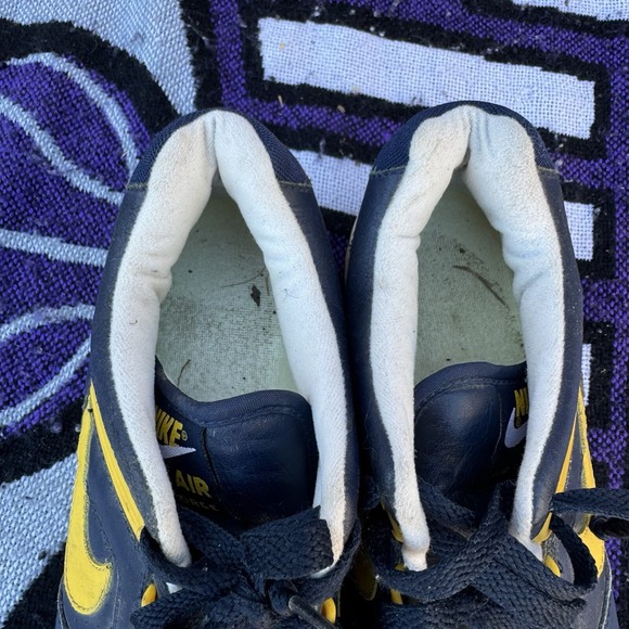 Size 9.5 - 2003 Nike Air‎ Force 2 Michigan U Of M 305602-471 - Picture 8 of 9